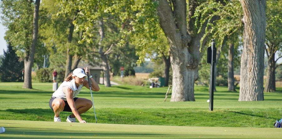 Bostar Leads Nebraska Women’s Mid-Amateur by Four